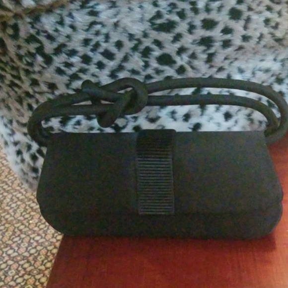 Purse - Picture 1 of 2
